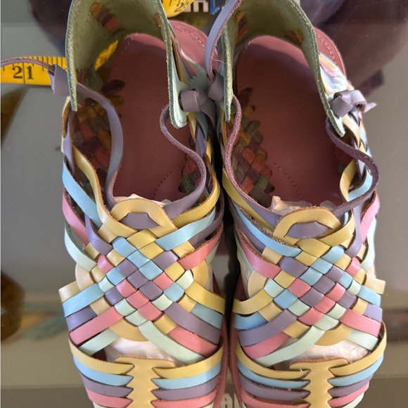 Espiritu - Joyride LiteSole™ Huarache Sandals - Picture 7 of 14